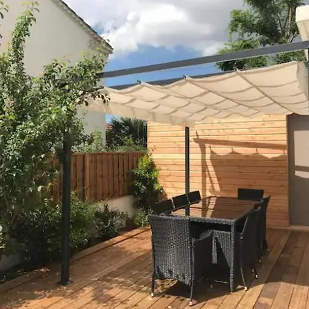 Belle 6 Personnes Avec Piscine Villa *